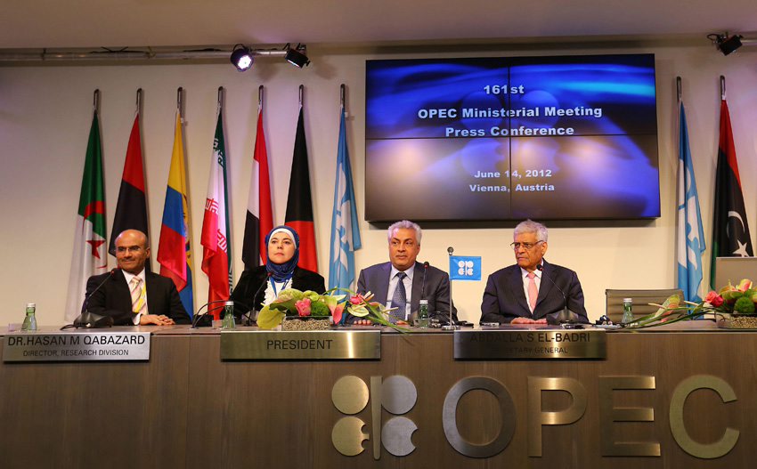 OPEC延长减产效果不大，倒数第二次调价，国内油价将如何变化?